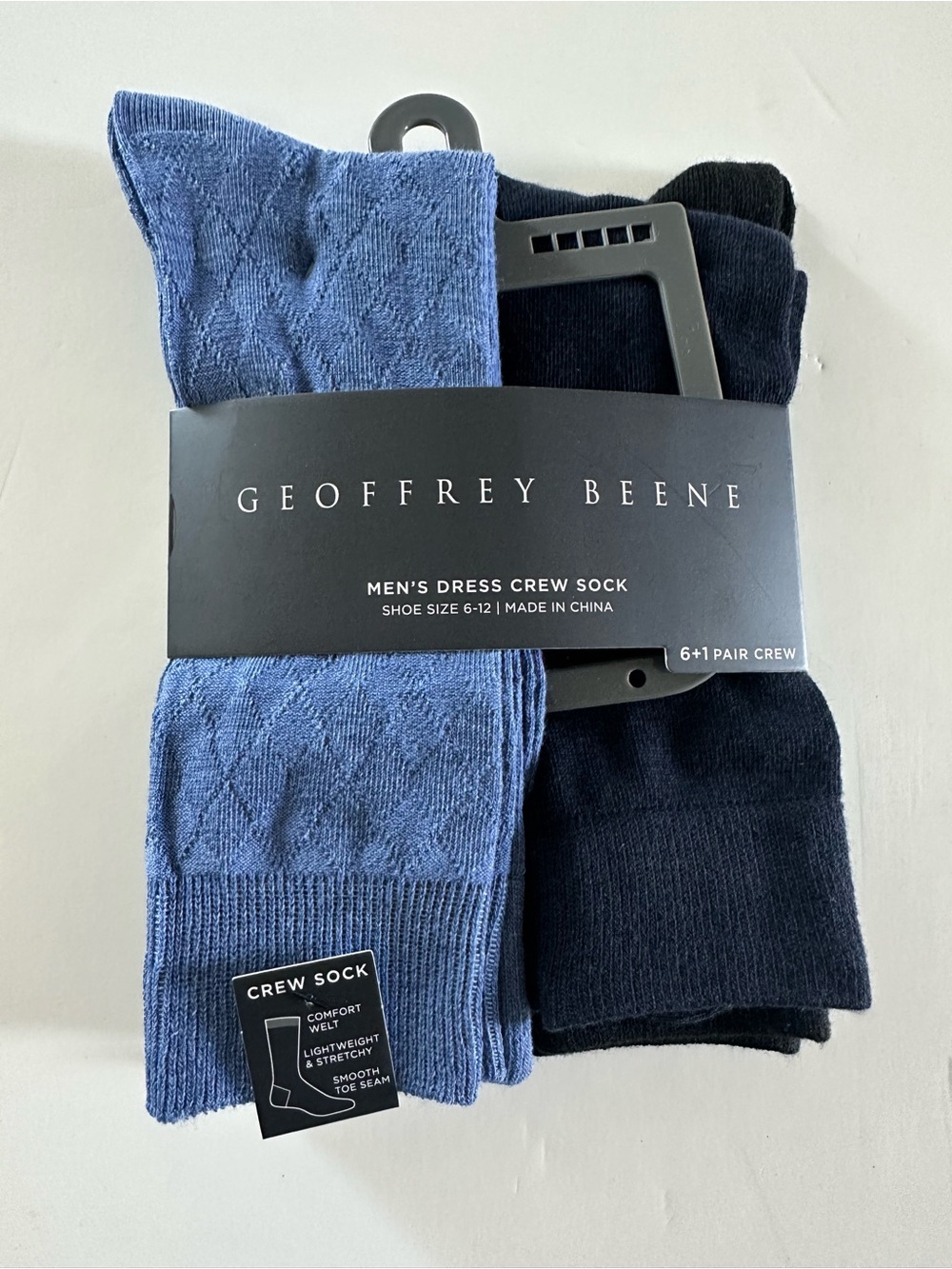 New Geoffrey Beene Men’s Dress Socks
